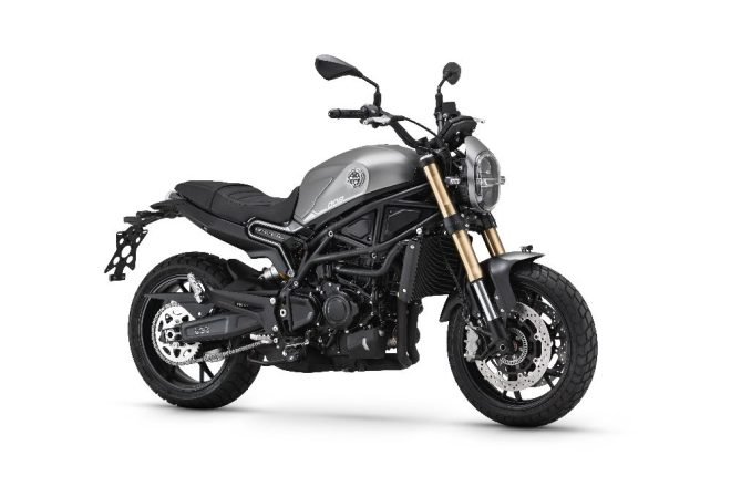 Benelli Leoncino 800