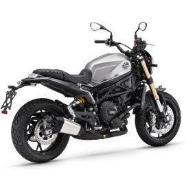 Benelli Leoncino 800